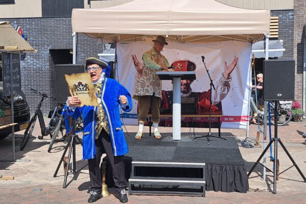 Winnaar Peter Vader uit Zwolle tijdens zijn roep